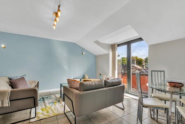 2 bedroom flat to rent - Photo 1