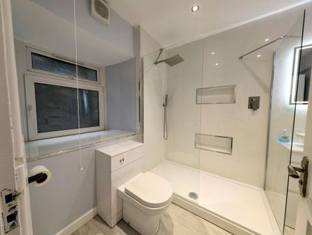 3 bedroom terraced house to rent - Photo 2