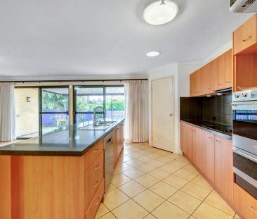 10 Columbus Place, Forest Lake QLD 4078 - Photo 6