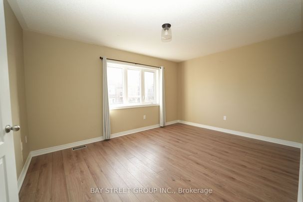 Detached Home For Lease | E8126526 - Photo 1