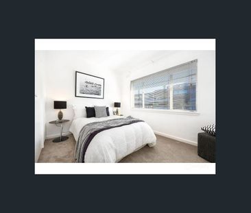 Low-Maintenance Living in a Prime Lifestyle Pocket - Photo 3