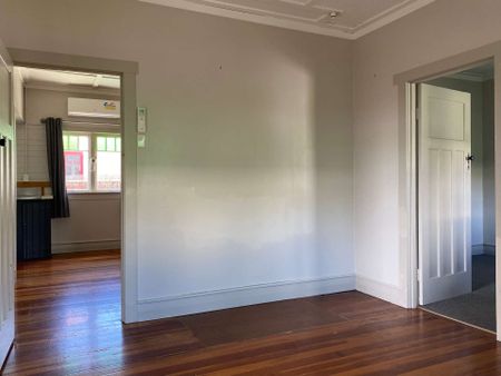 77 Albert Street - Photo 2