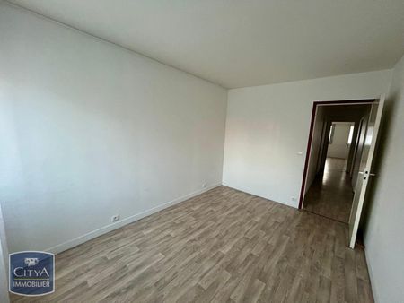 Location Appartement 4 pièces 106m² LILLE 59000 - Photo 5