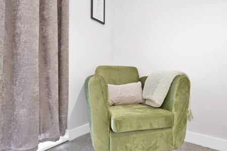 2 Bed Semi-Detached House, Belmore Apartments, HA3 - Photo 5