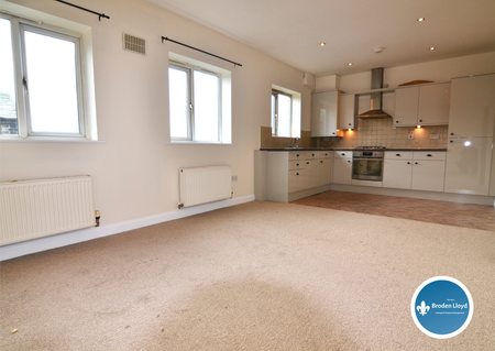 2 bedroom apartment to rent - Photo 5