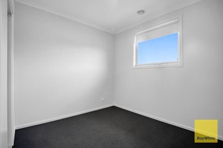 Spacious 4 Bed, 2 Bath Home with 2-Car Garage - Comfort, Style & Convenience! - Photo 5