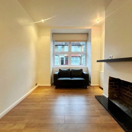 Aldworth Road, Stratford E15, Property for rent - Photo 1