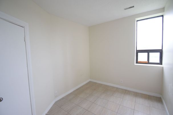 For Lease - 279 Drouillard Road Unit# 12, Windsor, Ontario - Photo 1