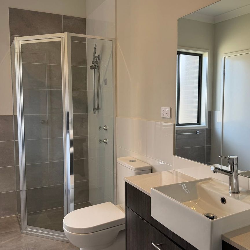 jump for jindalee - Photo 1