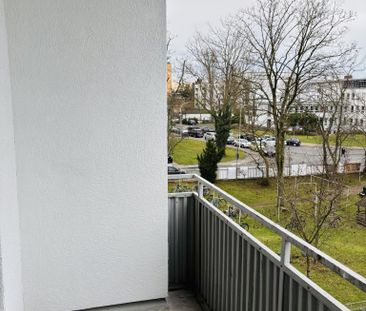 Helle 3-Zimmerwohnung ab sofort frei - Foto 1