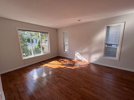 Lower Mission: 3 bed, 2.5 bath House - Photo 5