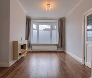 2 bed terraced house to rent in West View, Redcar, TS10 - Photo 2