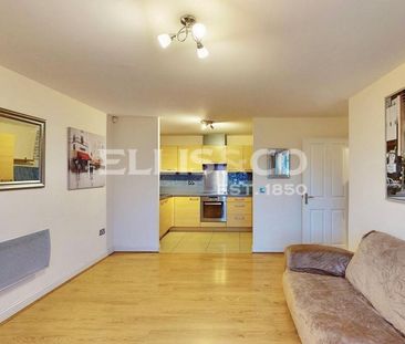 2 bedroom apartment to rent - Photo 6