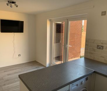 4 bedroom house share to rent - Photo 4