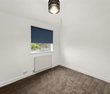 5 bedroom detached house to rent - Photo 3