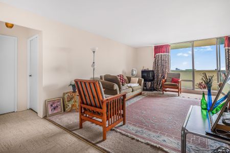 For Lease - 5 Massey Square Unit# 2807, Toronto, Ontario - Photo 3