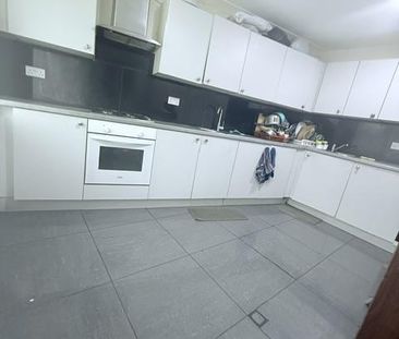 1 bedroom bedsit to rent - Photo 4