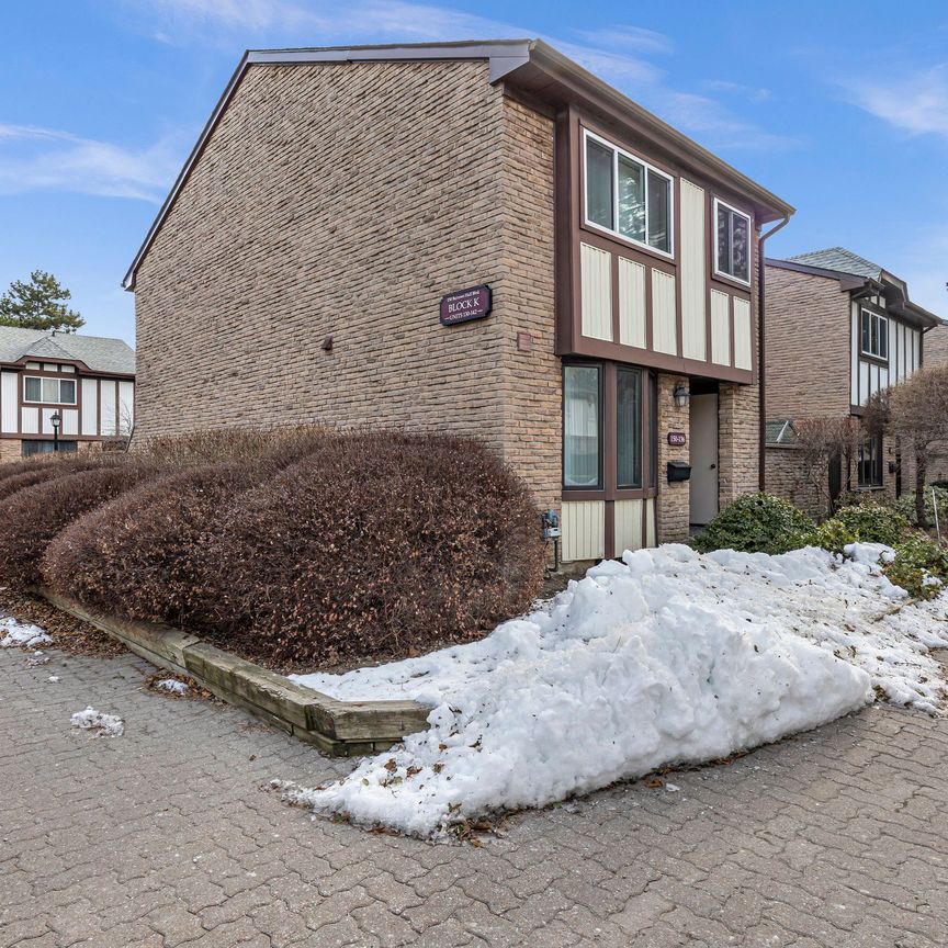 For Lease - 150 Burrows Hall Boulevard, Toronto, Ontario - Photo 1