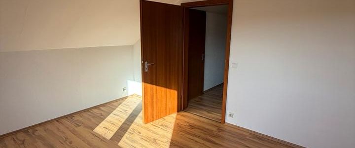 Helle 2,5-Zimmer-Wohnung mit Traum-Ausblick - komplett Saniert! - Foto 1