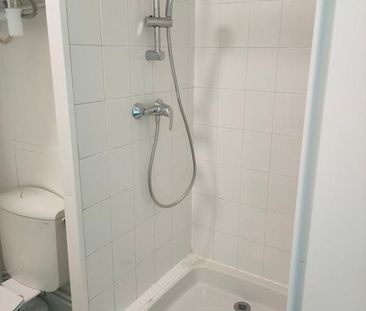 Location Appartement 1 pièce 15m² LE HAVRE 76600 - Photo 2