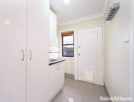 24 Chisholm Street, Goulburn, NSW 2580 - Photo 3