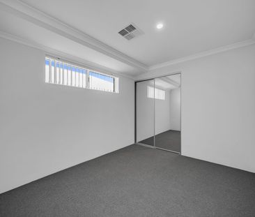 Secure this 4 Bedroom Family Home today! - Photo 5