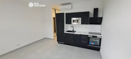Pronájem moderního 1+kk s klimatizací v srdci Brna - Photo 2