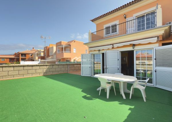 Chalet pareado · Alquiler a largo plazo ·