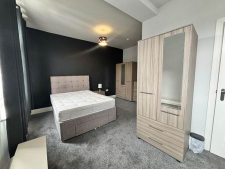 Hough Lane (Room 2), Bramley, Leeds - Photo 5