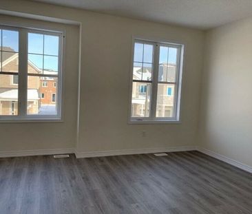 For Lease - 3324 Erasmum Street, Oakville, Ontario - Photo 6