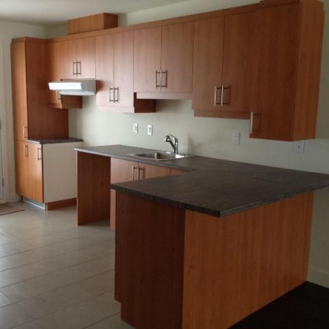 Logement 4 1/2 1er étage à louer à Cowansville - Photo 1