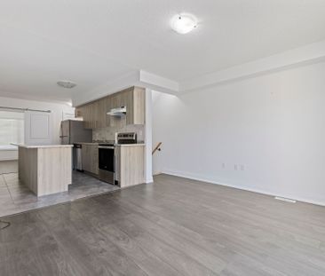 For Lease - 63 Andean Lane, Barrie, Ontario - Photo 5