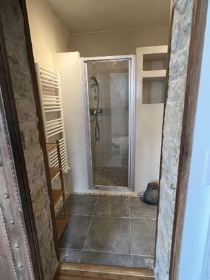 Location / Studio - Photo 1