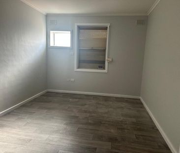 14 Hutchens Street, Whyalla Stuart, SA 5608 - Photo 5