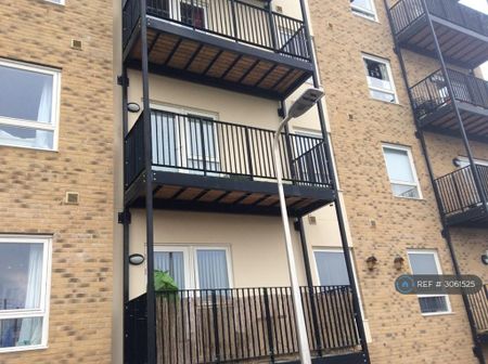 1 bedroom flat to rent - Photo 5