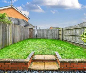 Akister Close, Buckingham, MK18 - Photo 2