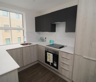1 bedroom flat to rent - Photo 6