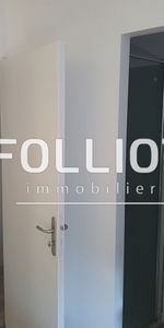 A LOUER - VIRE NORMANDIE - à proximité des commerces - BEAU T2 SITUÉ AU RDC - Photo 4