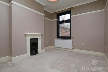 4 bedroom terraced house to rent - Photo 5