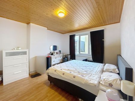 Appartement voor € 750 - Photo 2