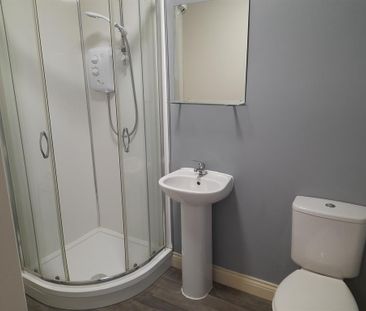 1 bedroom in a house share to rent - Photo 6