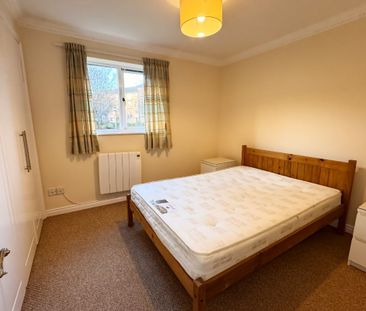 2 Bed, Flat - Photo 4
