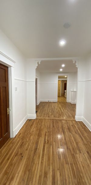 Grand 7/2 à Louer Dans Villeray - Photo 1