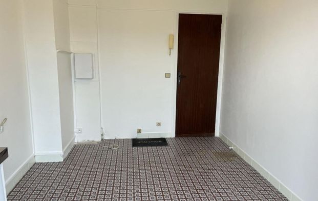 Location Appartement P1 rénové(e) Osny - Photo 1