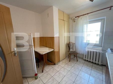 Apartament 3 camere, 70 mp, decomandat, zona strazii Zorilor - Photo 2