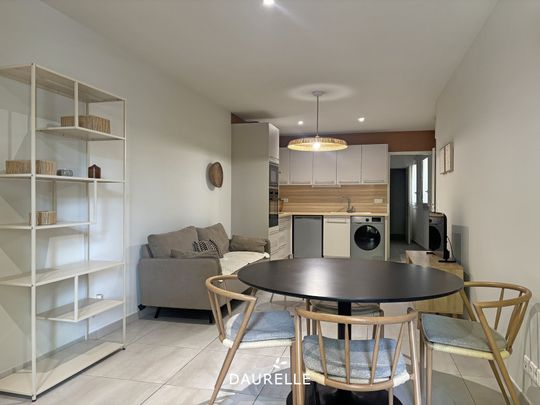 Location Appartement 2 pièces 45m² ST REMY DE PROVENCE 13210 - Photo 1