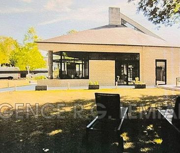 Location Maison 9 pièces 176m² MAISONS LAFFITTE 78600 - Photo 4