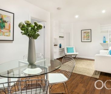 Open the Door to Seamless Style - Photo 1