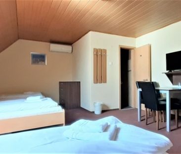 Belvárosi hotelben 4 ágyas szoba kiadó!. - Fotó 4