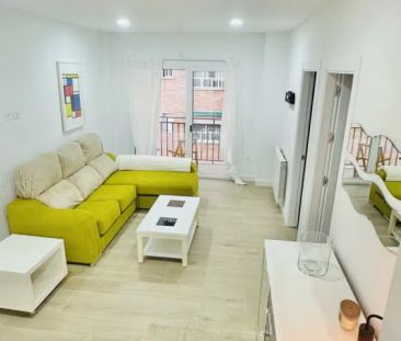 Piso en alquiler en Calle San Juan de Letrán - Photo 1